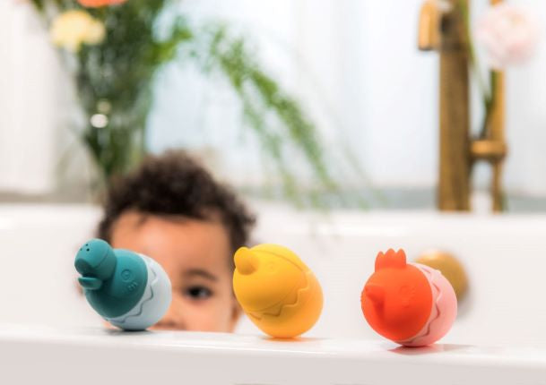 Lilliputiens Paulette Bath Sprinkler