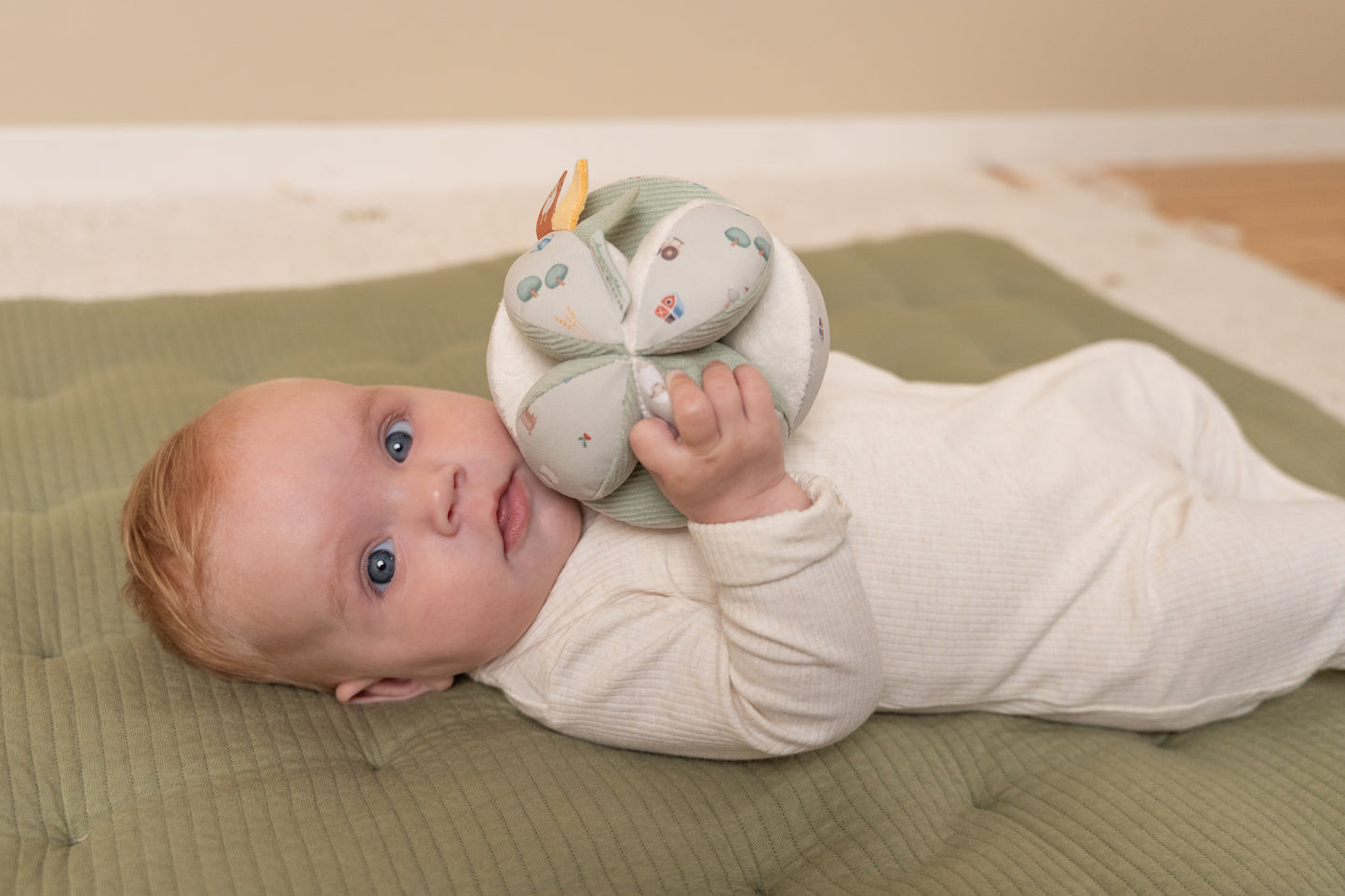 Little Dutch Gripping Ball - Little Farm
