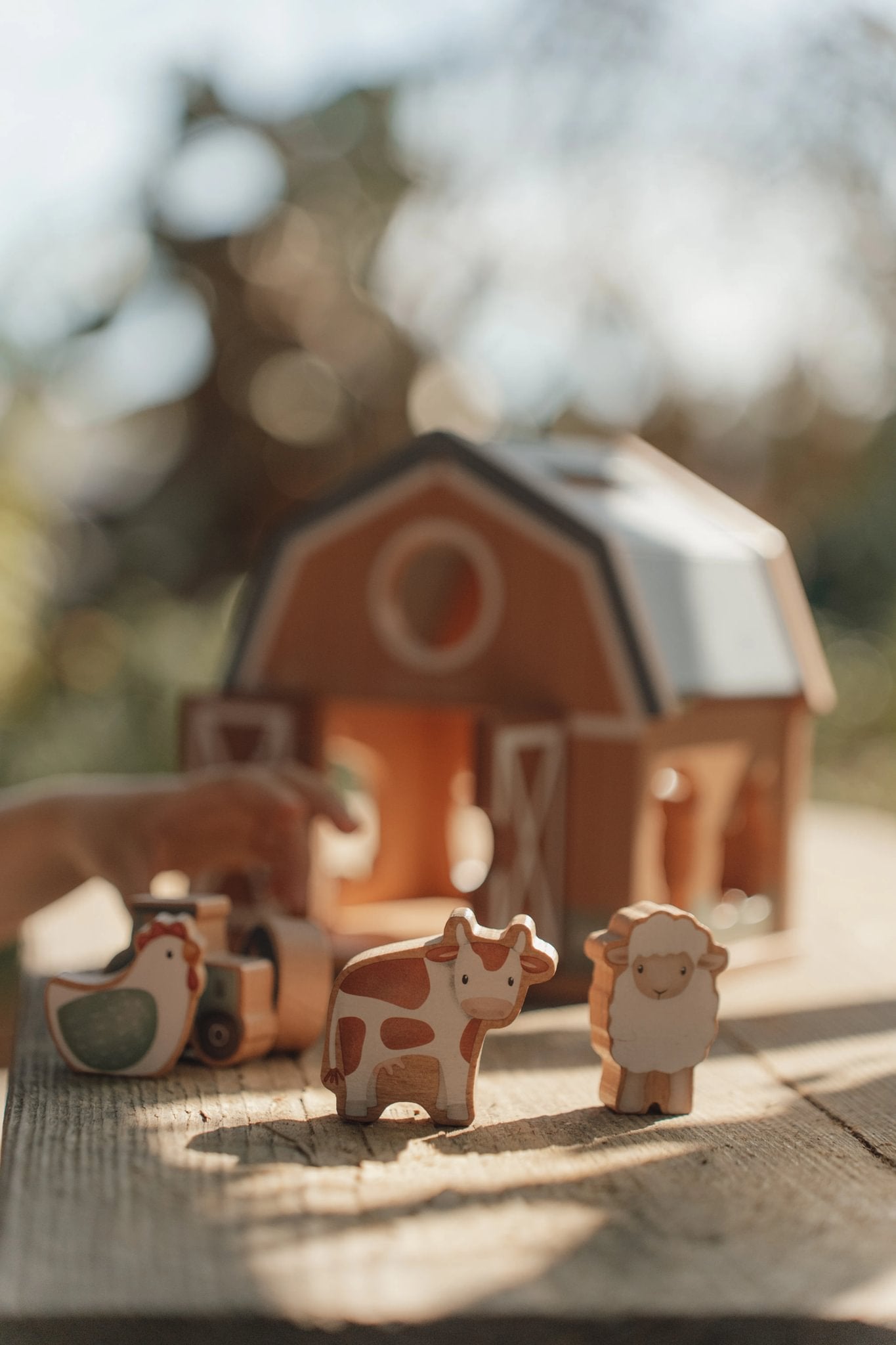 Little Dutch Little Farm Shape Sorter