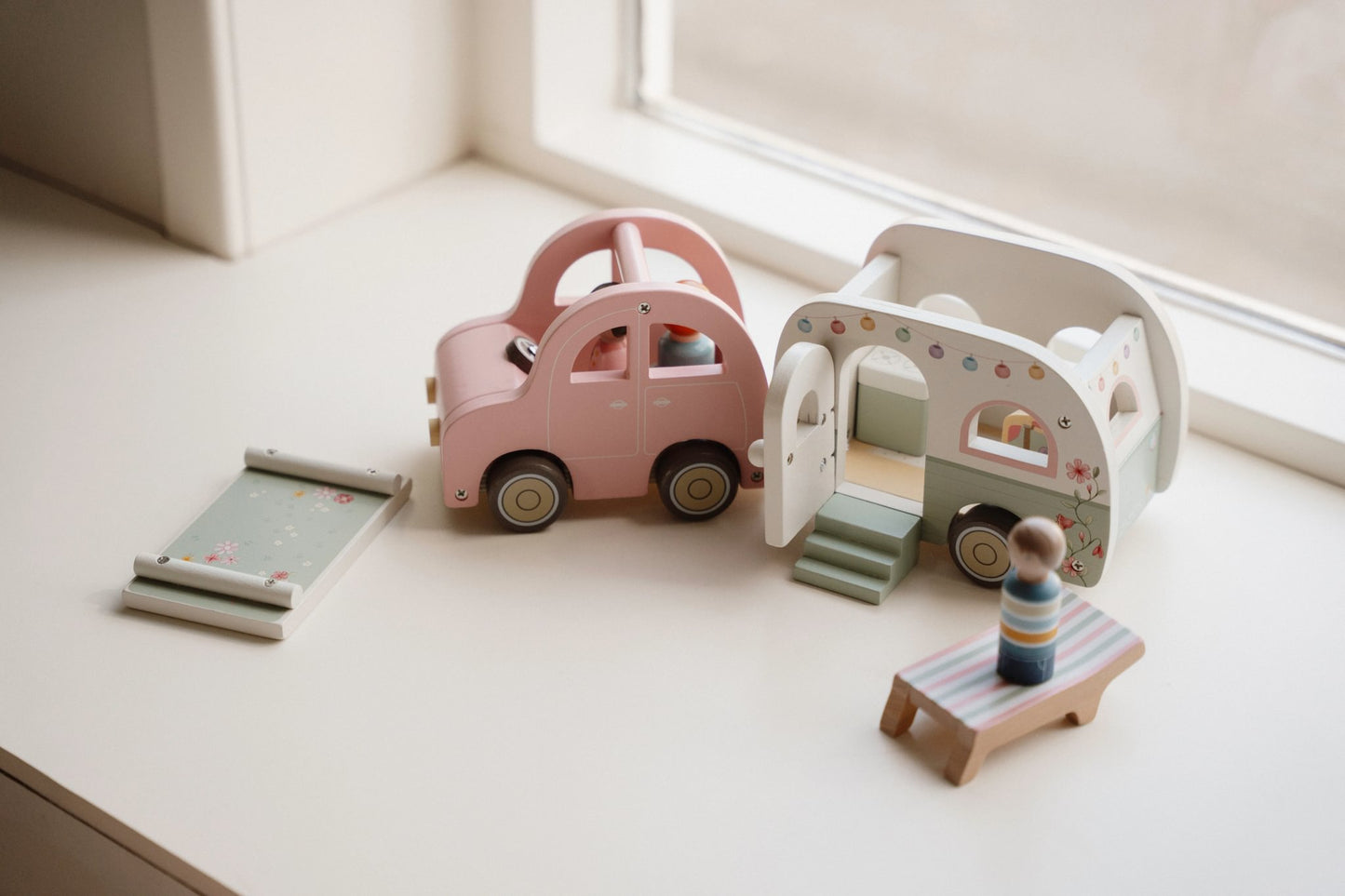Little Dutch Toy Car with Caravan