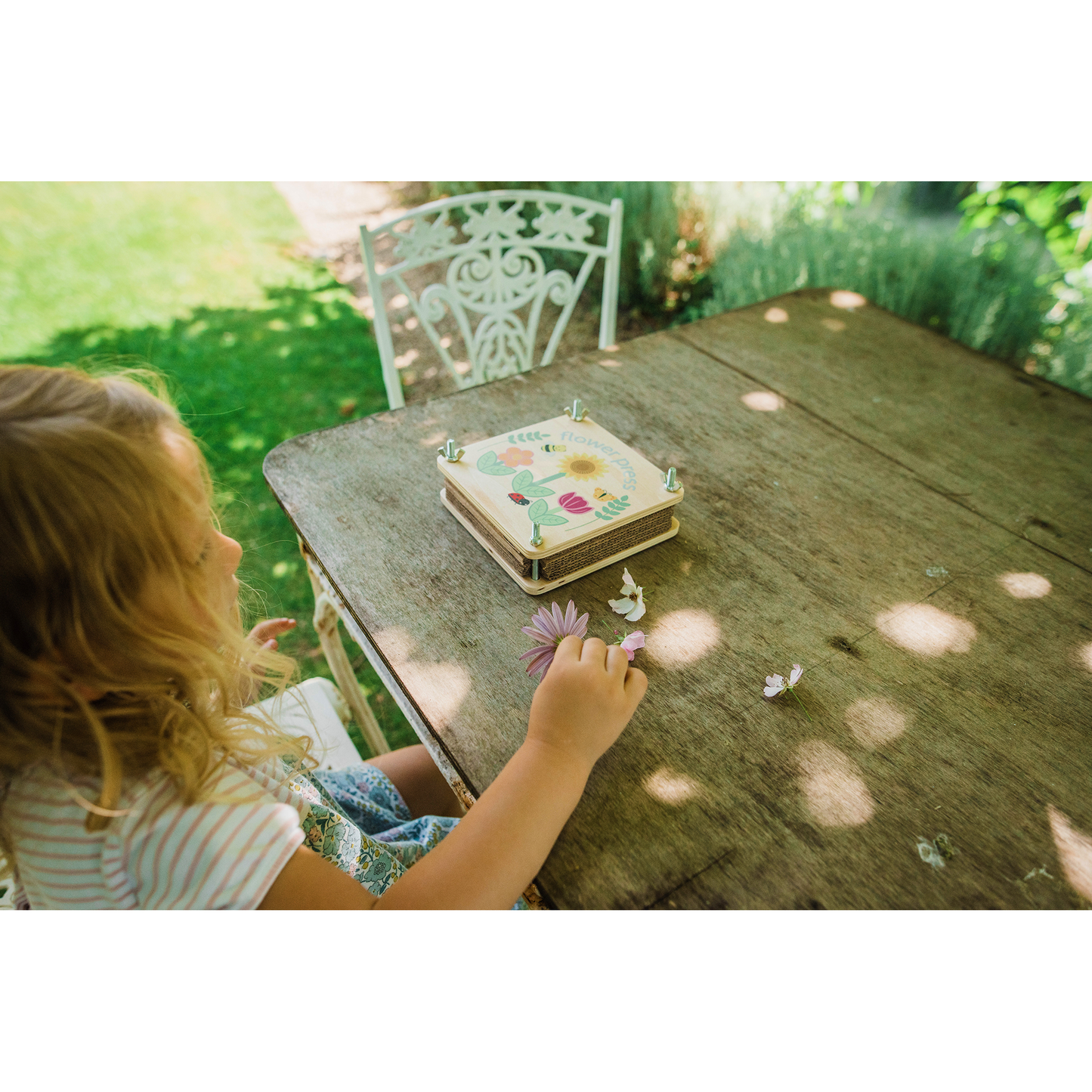 Orange Tree Toys Flower Press