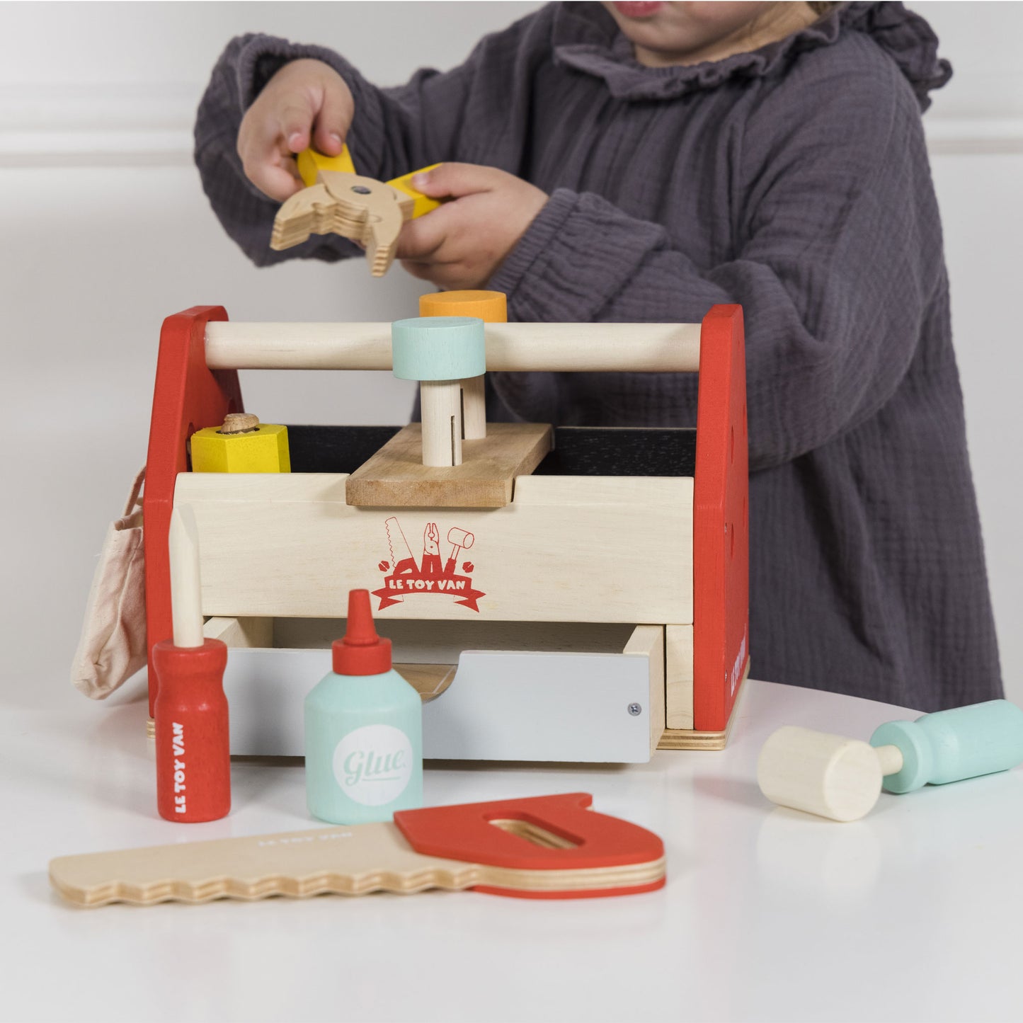 Le Toy Van Tool Box