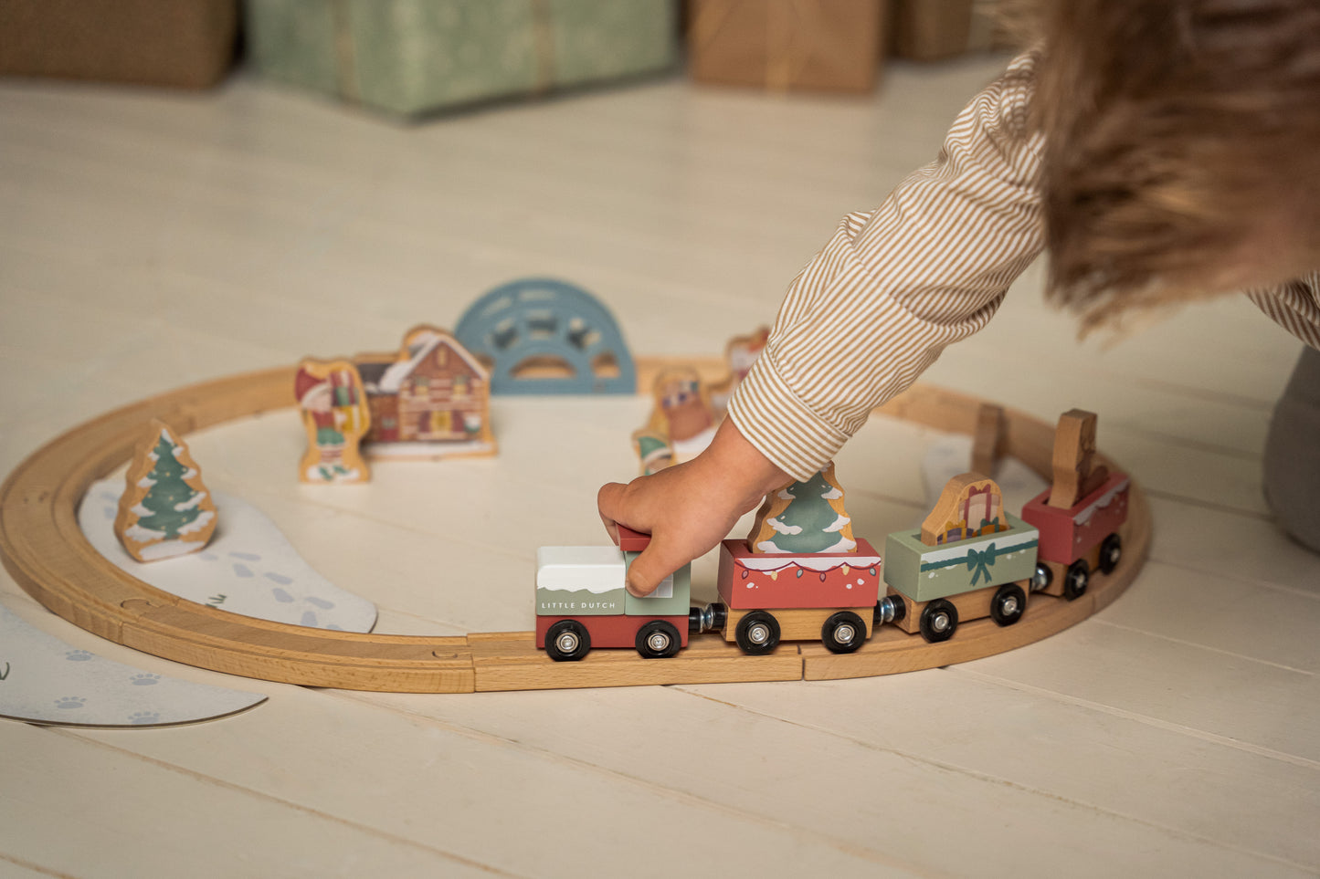 Little Dutch Christmas Train Track