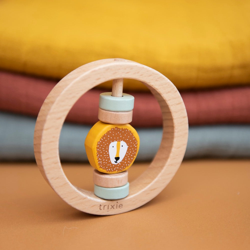 Trixie Wooden Round Rattle - Mr Lion
