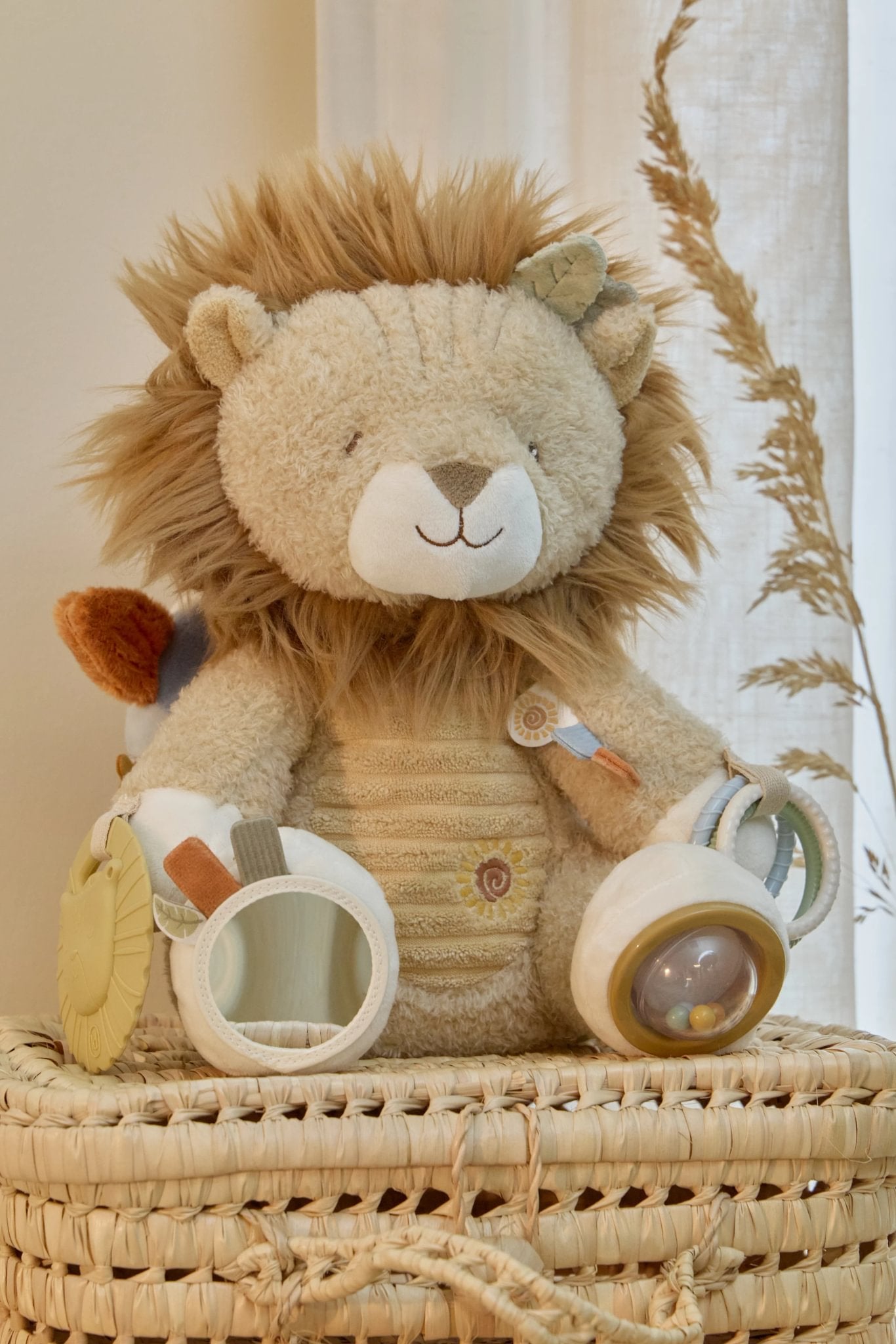 Little Dutch Activity Lion - Safari Friends