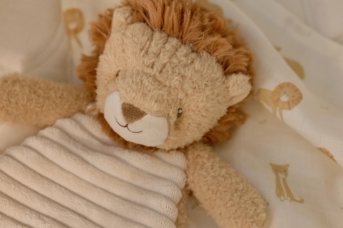 Little Dutch Cuddle Cloth Lion - Safari Friends