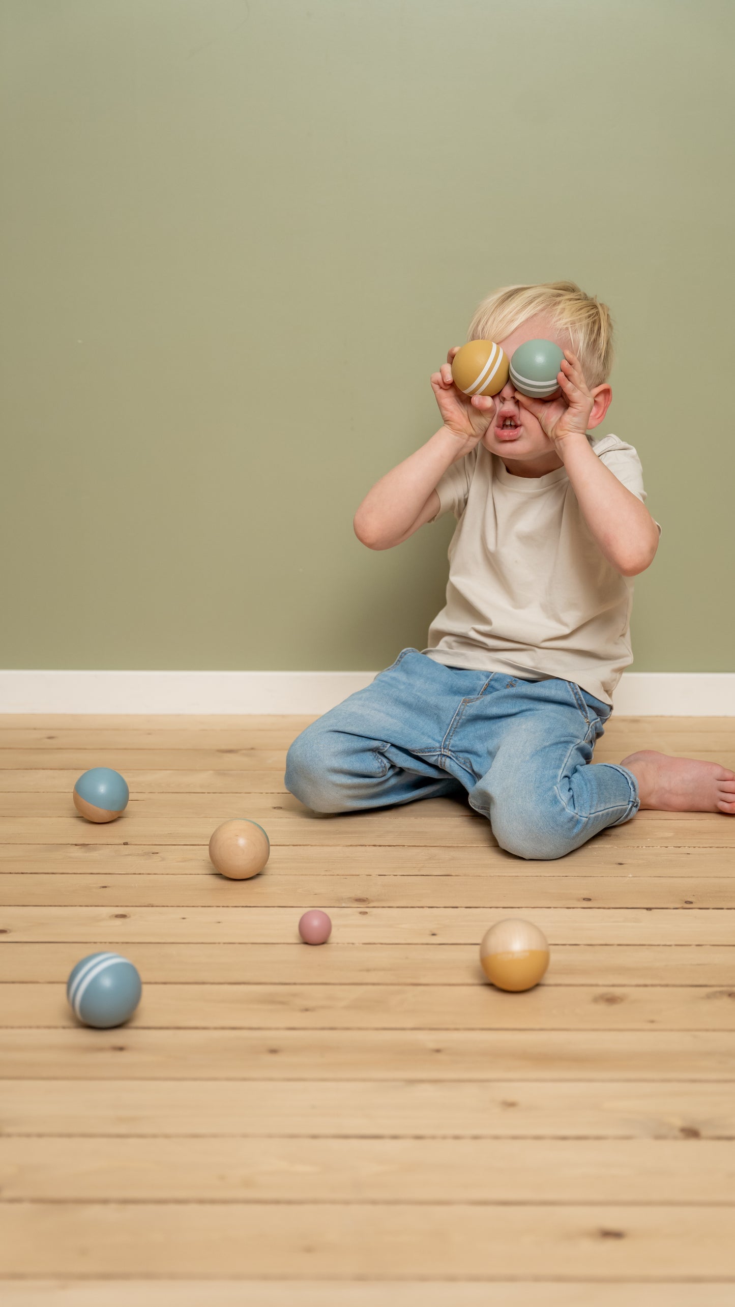 Little Dutch Wooden Boules Set